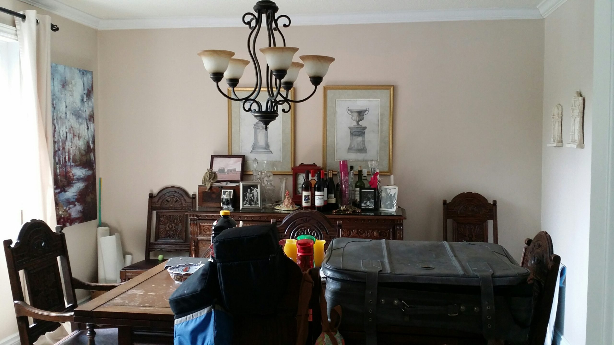 Before photo of the Colchester Drive dining room
